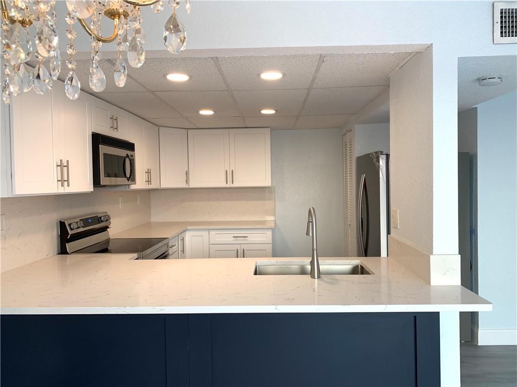 Nova Condo - Residential