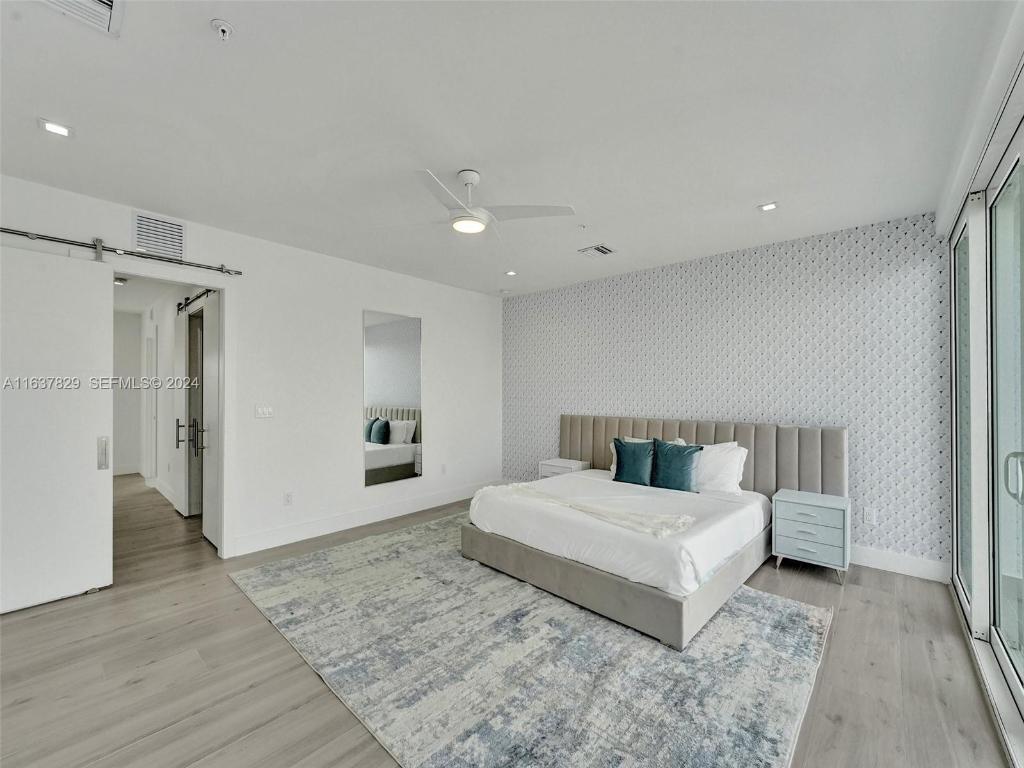 THE ENCLAVE AT LAKE RIDGE - Residential Lease