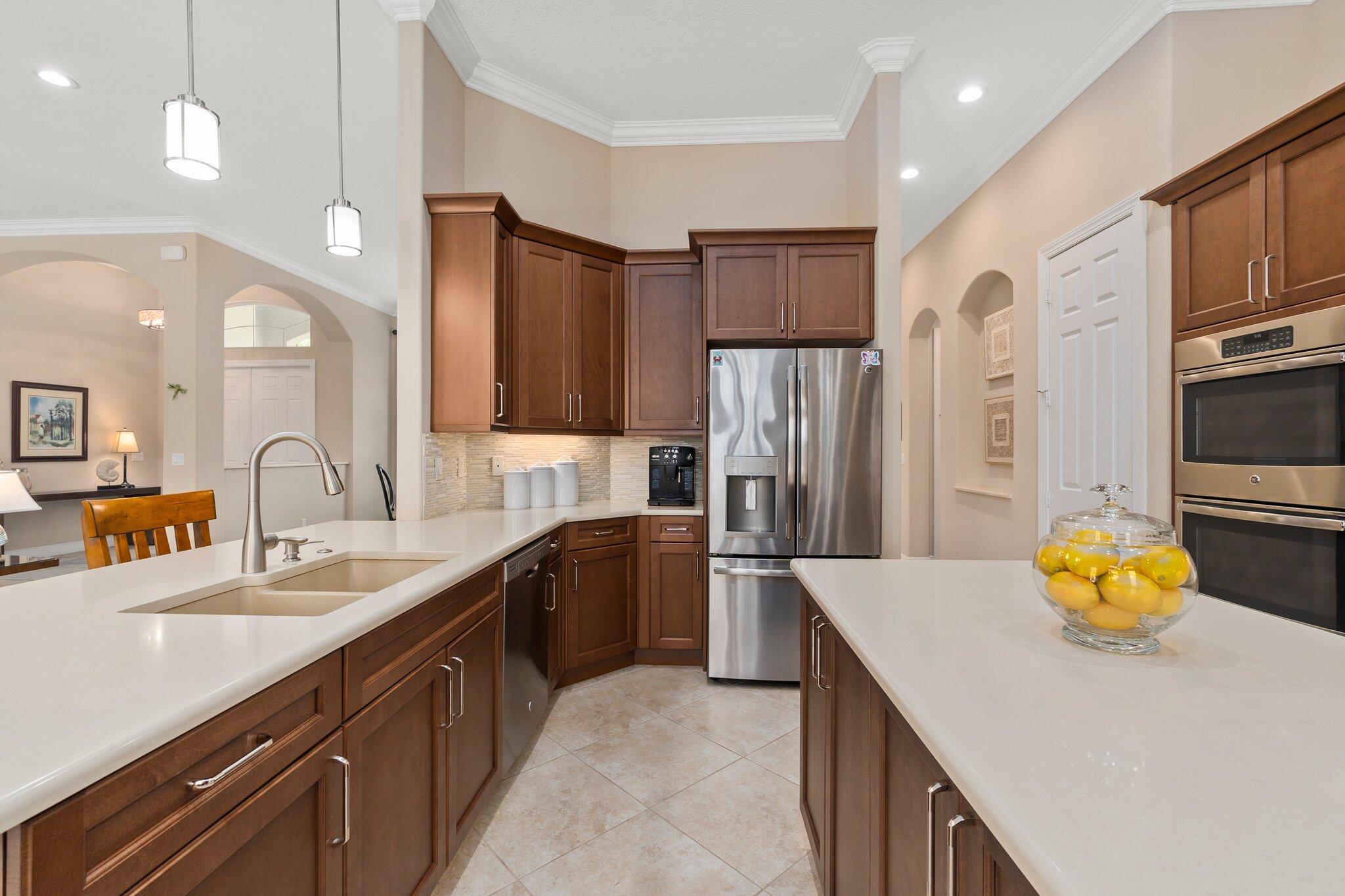 MONTE CARLO COUNTRY CLUB UNIT 2 - Residential