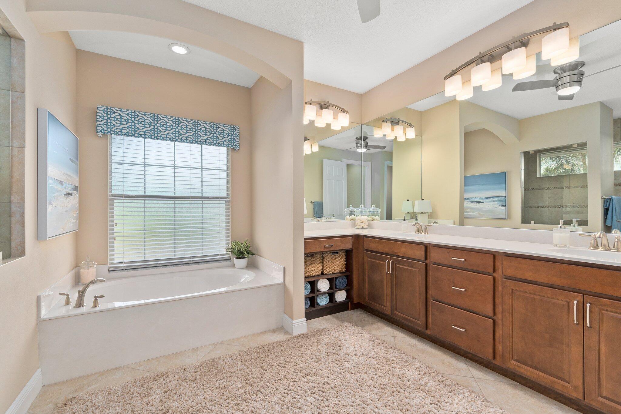 MONTE CARLO COUNTRY CLUB UNIT 2 - Residential