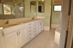 COUNTRYS POINT - Residential