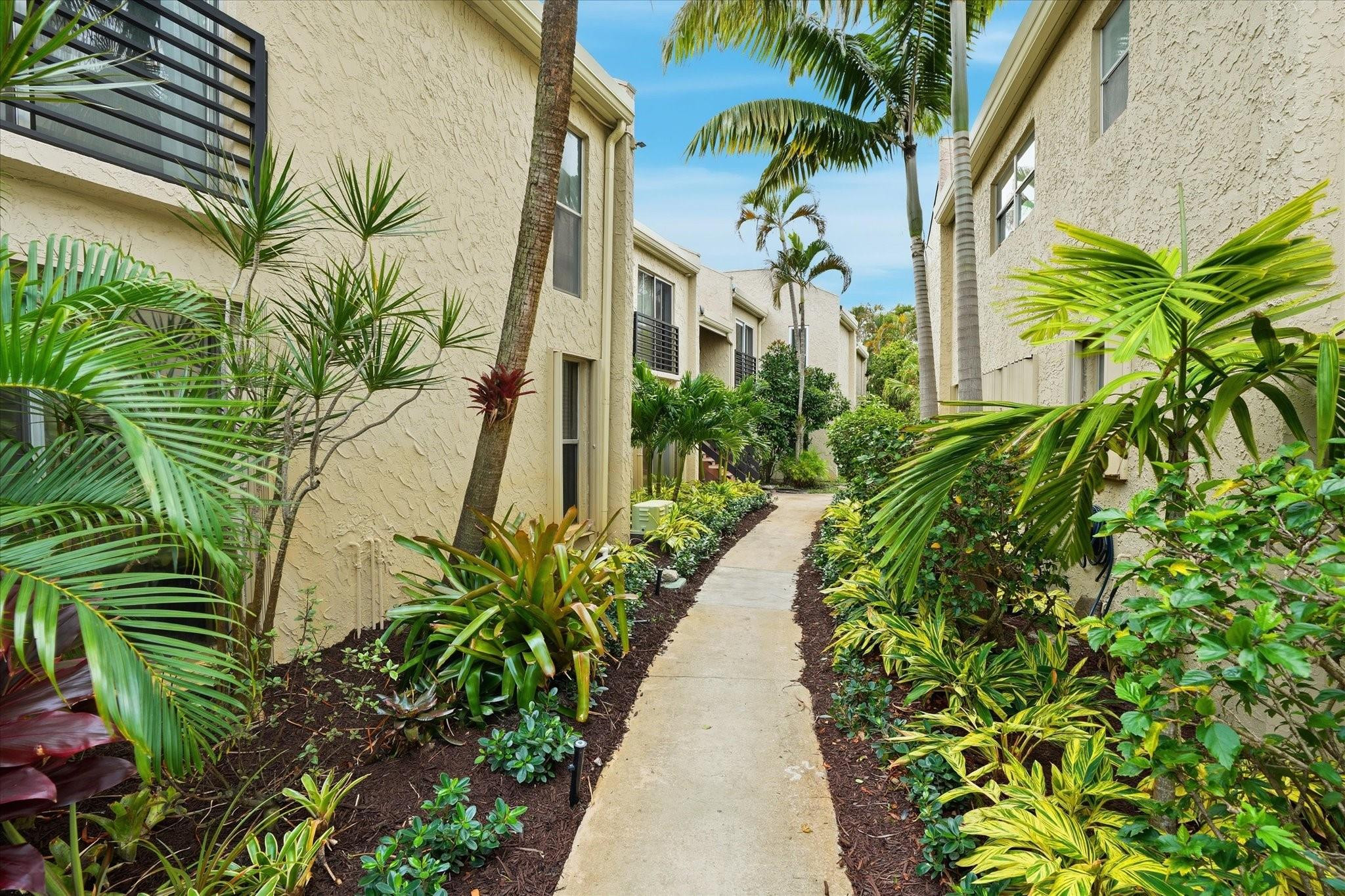 Embarcadero - Residential