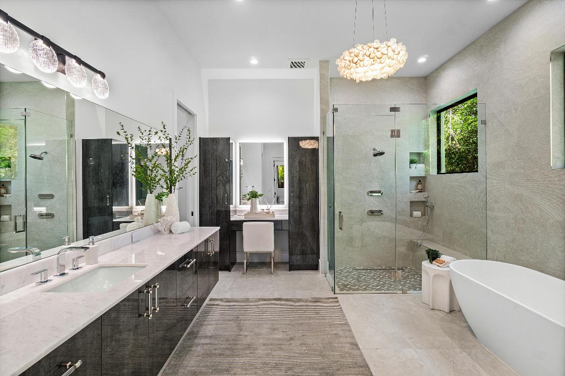 S/D OF 8-46-43 - Residential