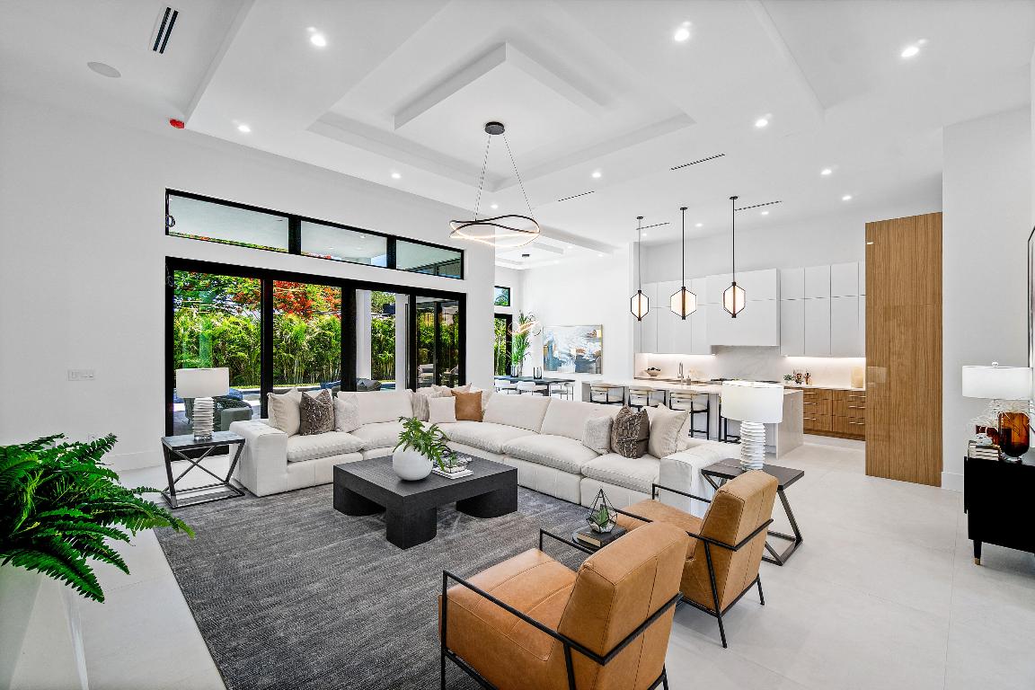 S/D OF 8-46-43 - Residential