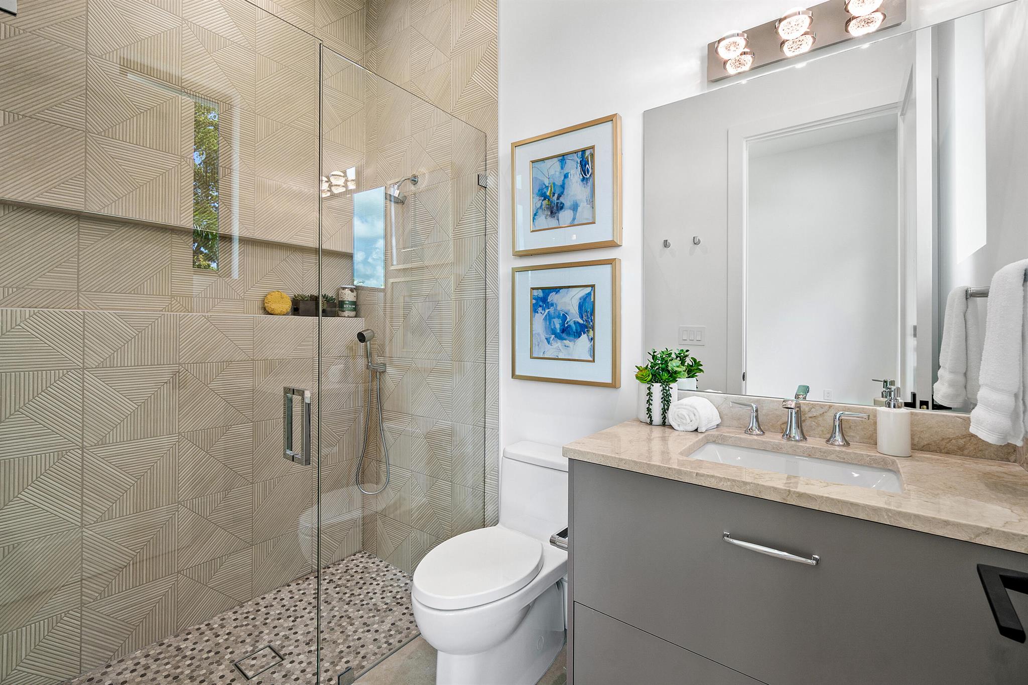 S/D OF 8-46-43 - Residential