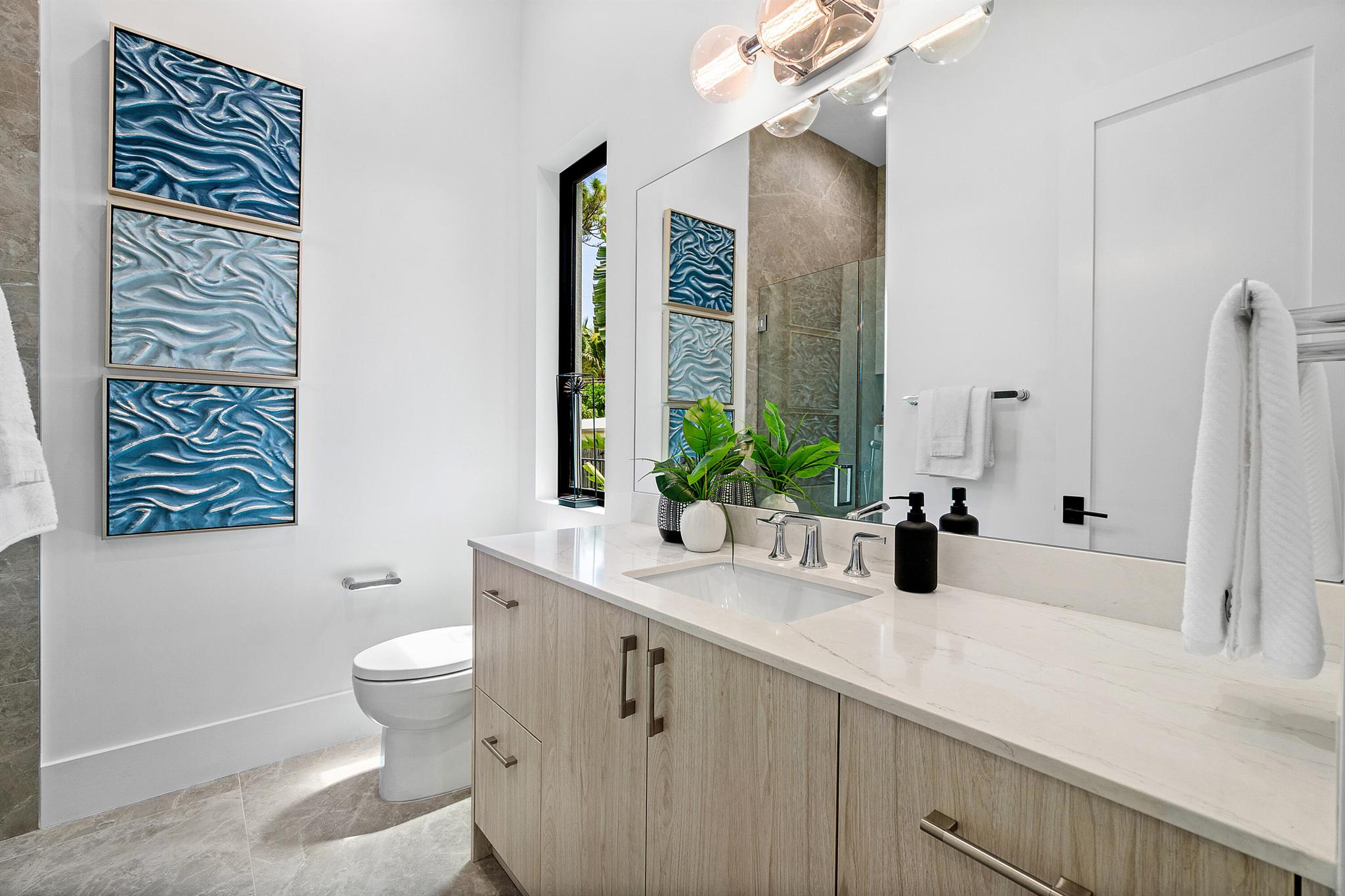 S/D OF 8-46-43 - Residential