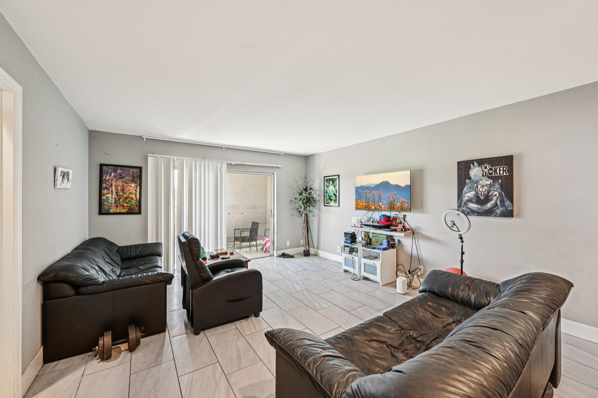 Falls of Inverrary - Residential