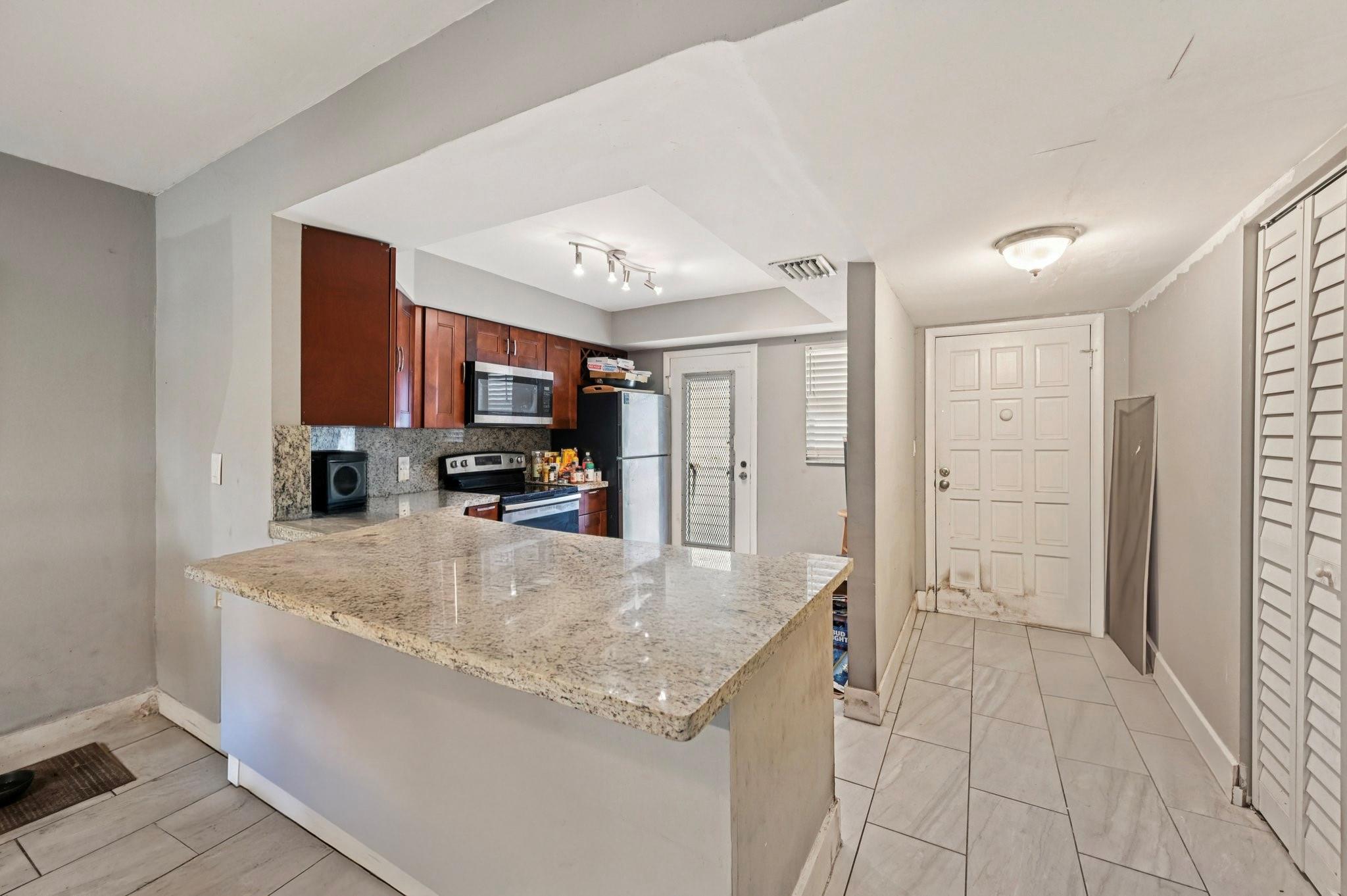 Falls of Inverrary - Residential