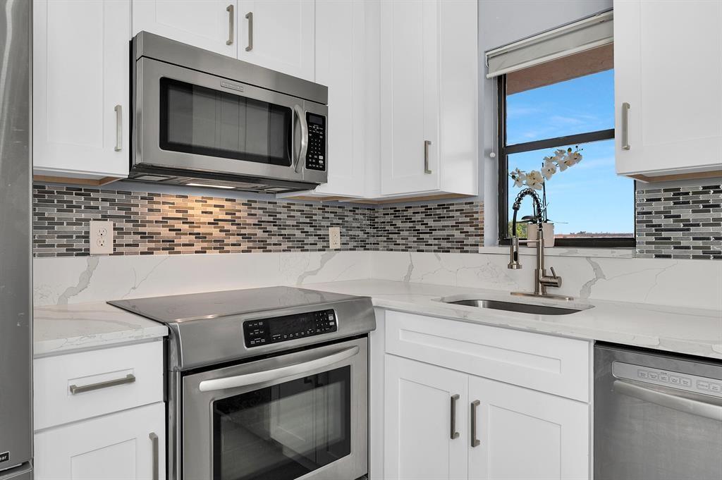 ISLE OF SANDALFOOT CONDO - Residential Lease