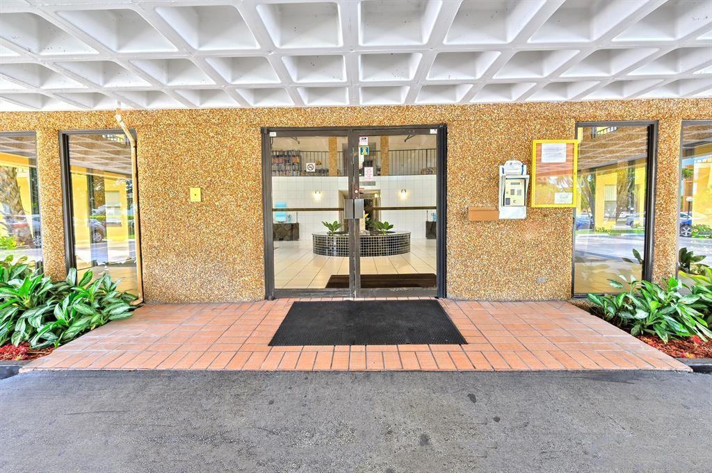 ISLE OF SANDALFOOT CONDO - Residential Lease