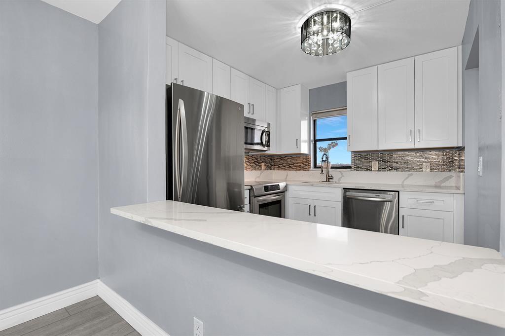 ISLE OF SANDALFOOT CONDO - Residential Lease