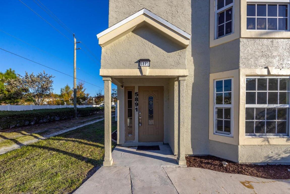 5891 Rambler Rose Way