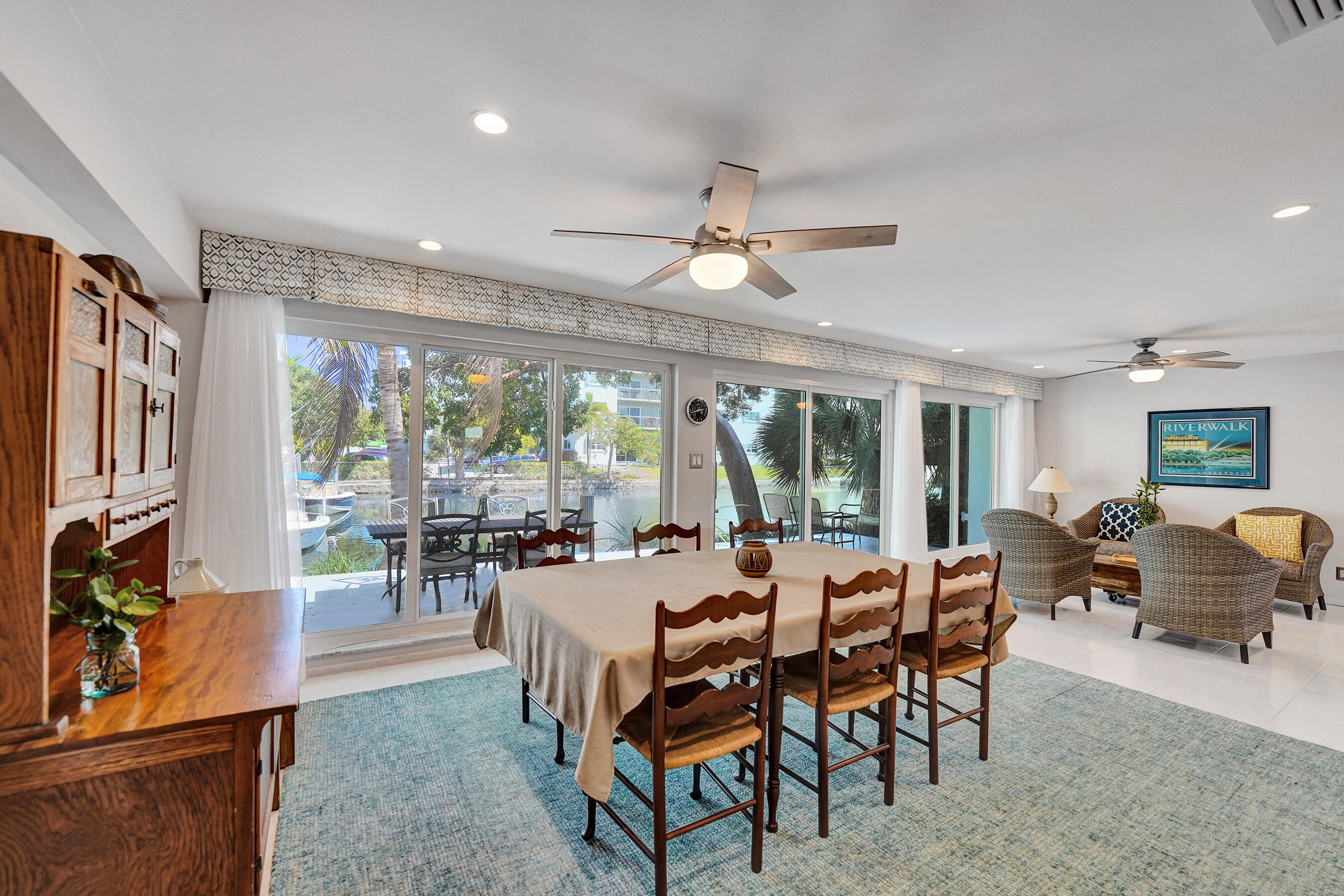 PALM YACHT & BEACH CLUB - Residential