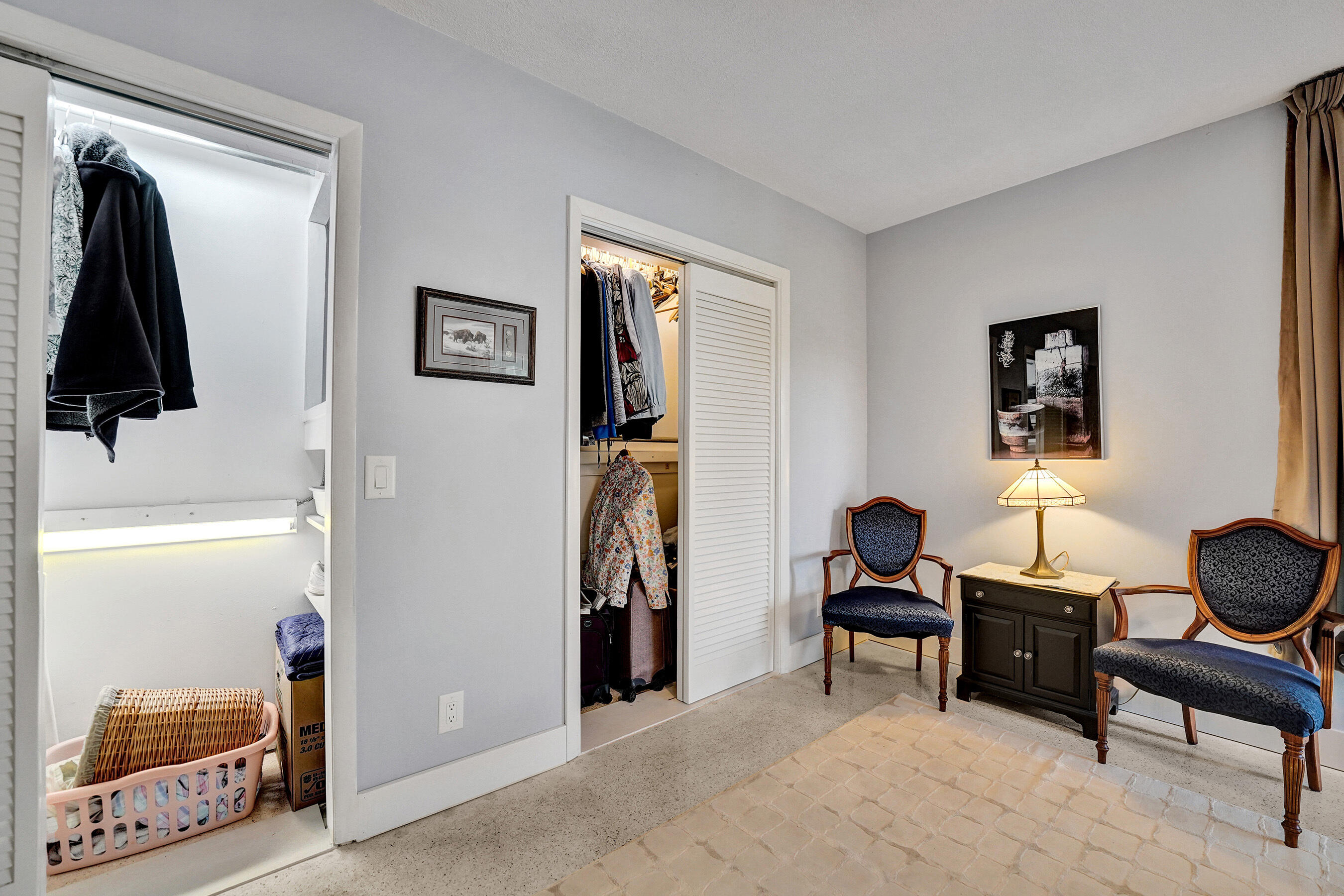 PALM YACHT & BEACH CLUB - Residential