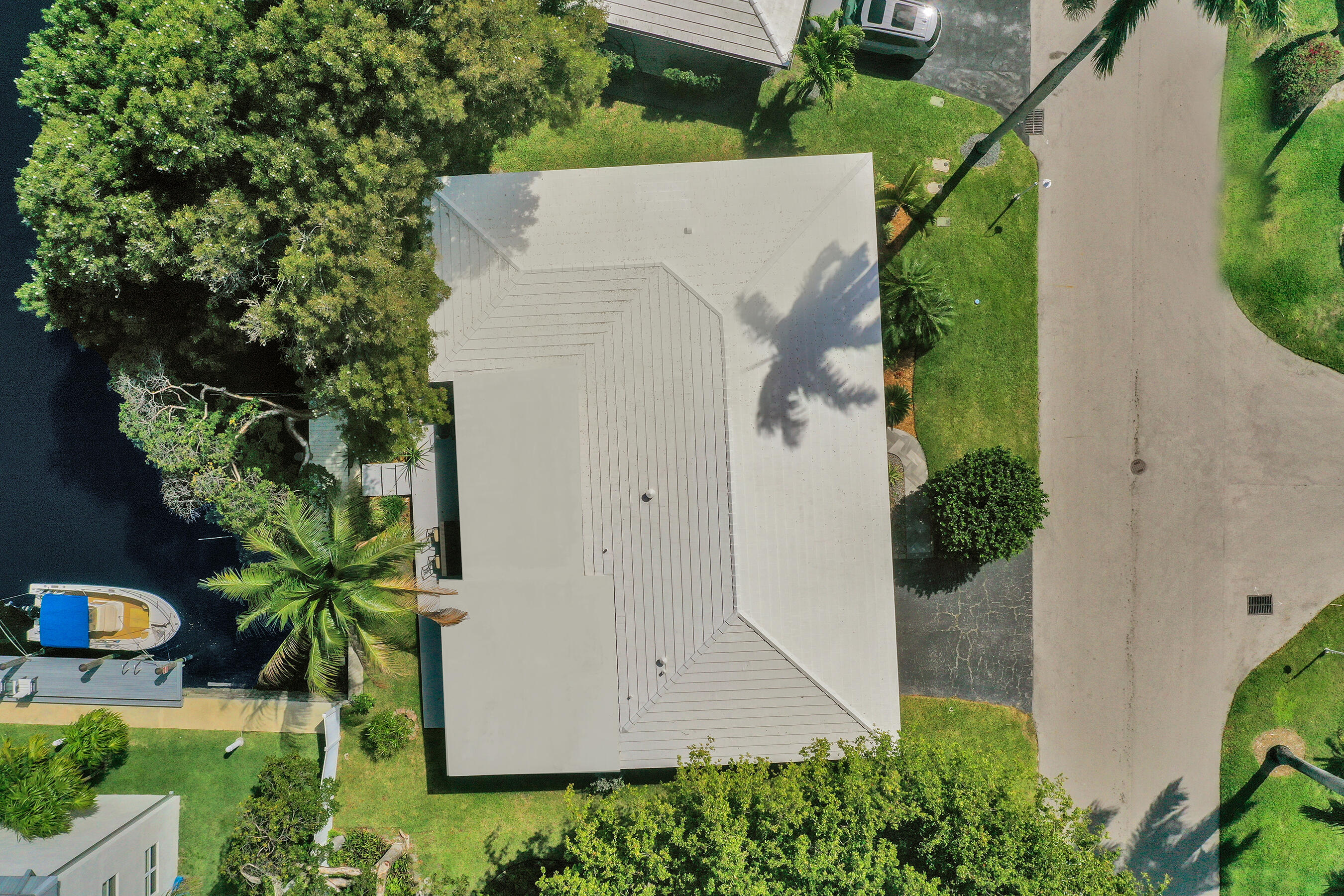 PALM YACHT & BEACH CLUB - Residential