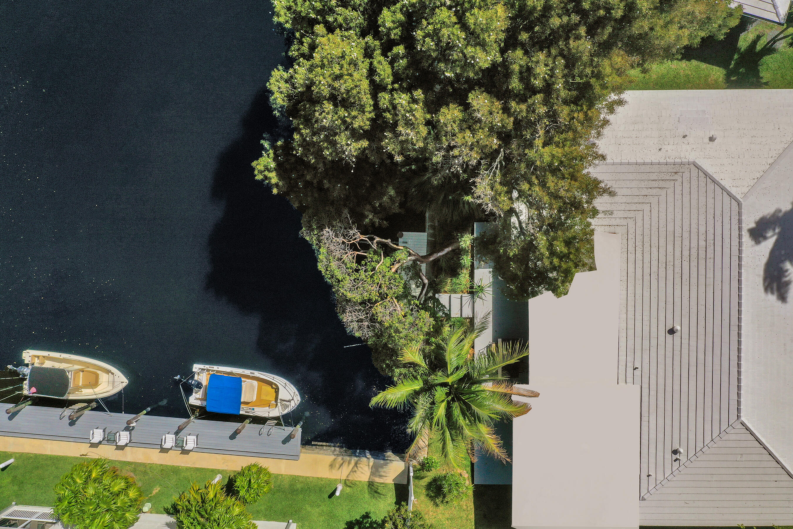 PALM YACHT & BEACH CLUB - Residential