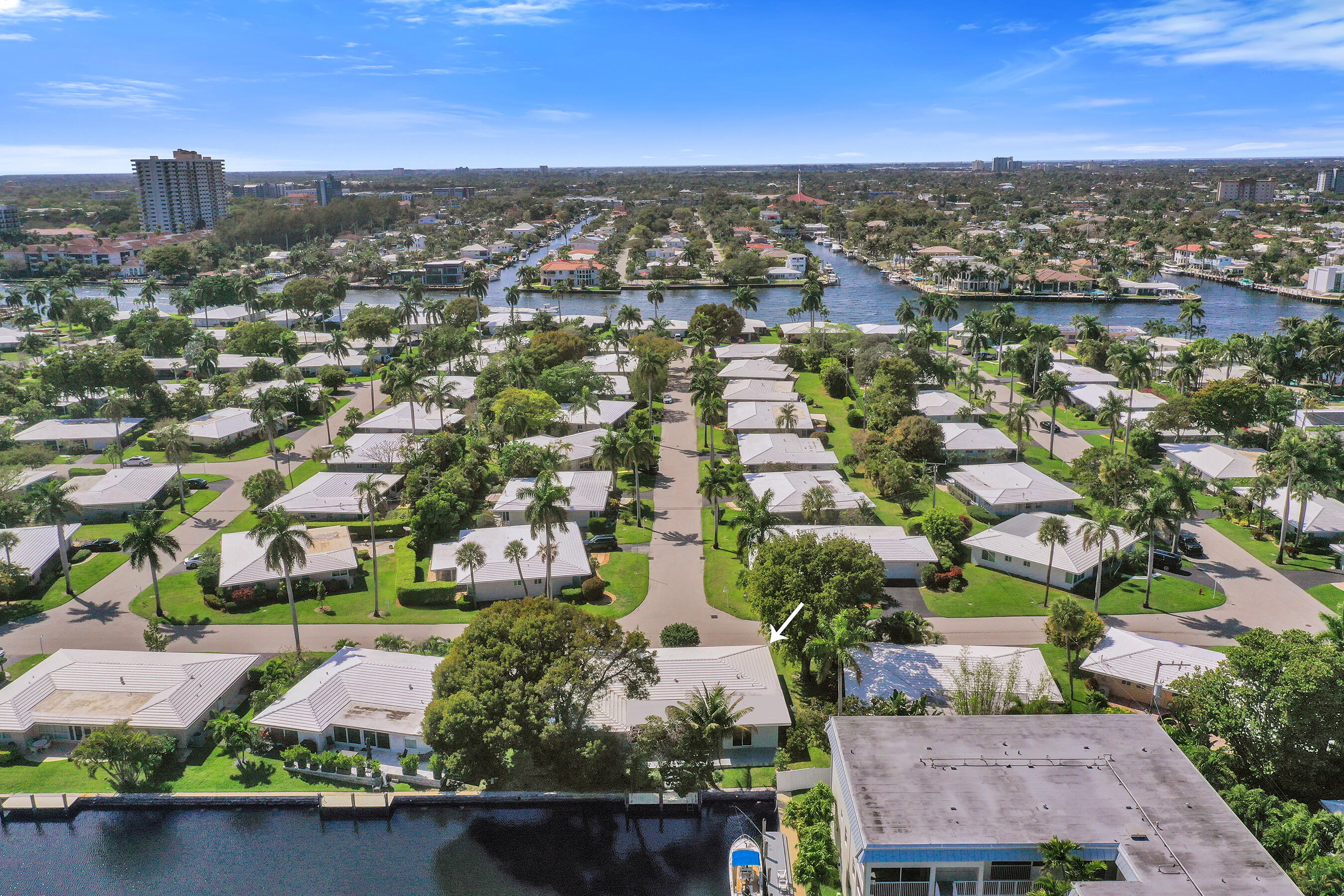 PALM YACHT & BEACH CLUB - Residential