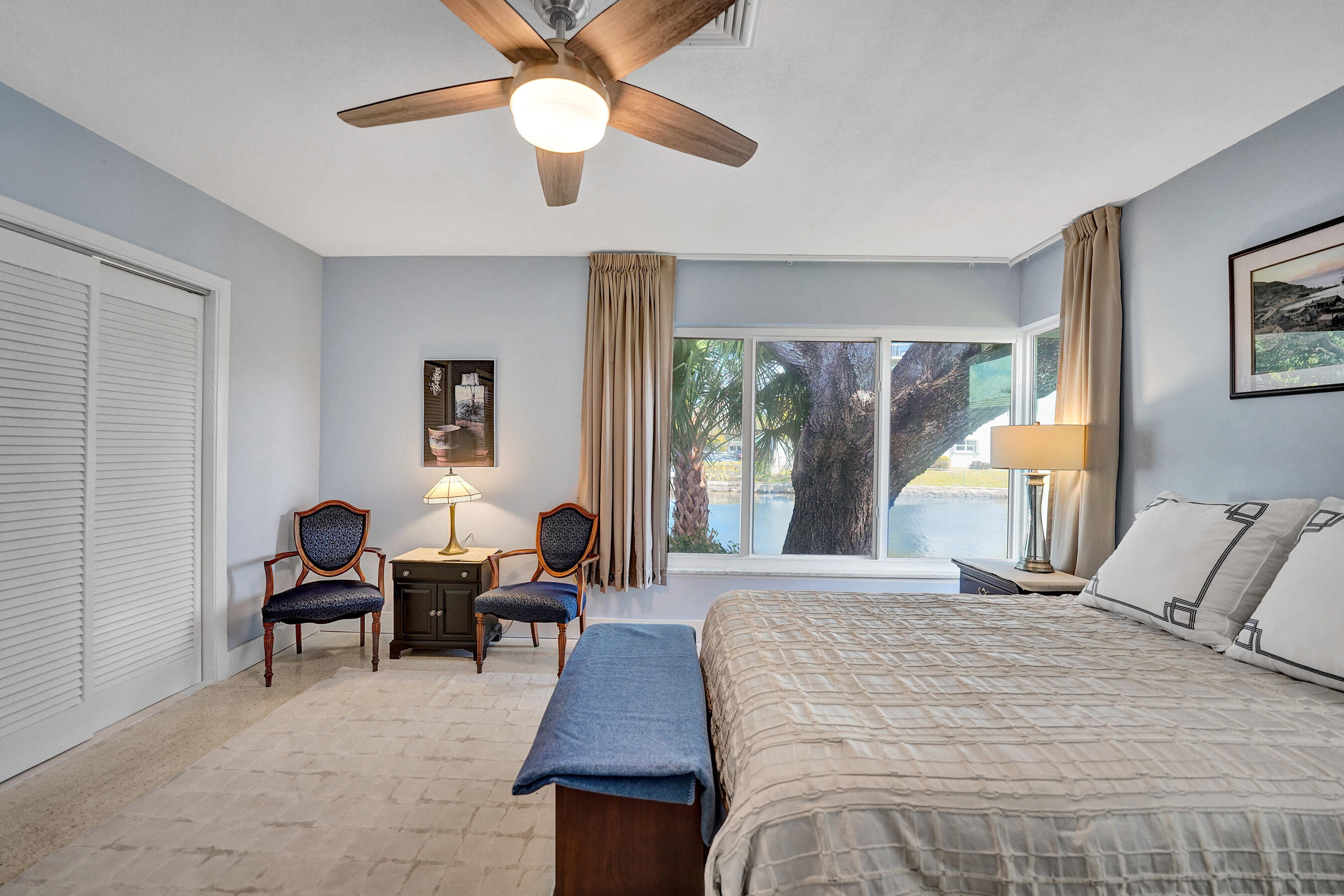 PALM YACHT & BEACH CLUB - Residential