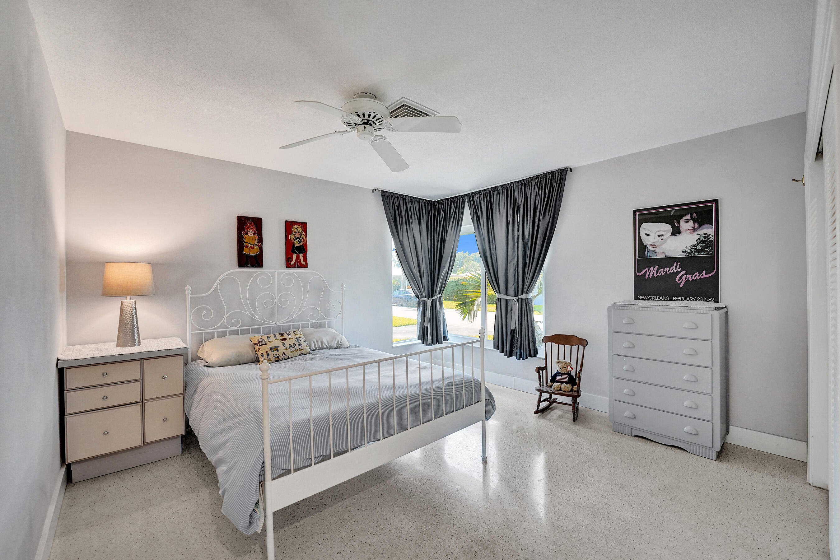 PALM YACHT & BEACH CLUB - Residential