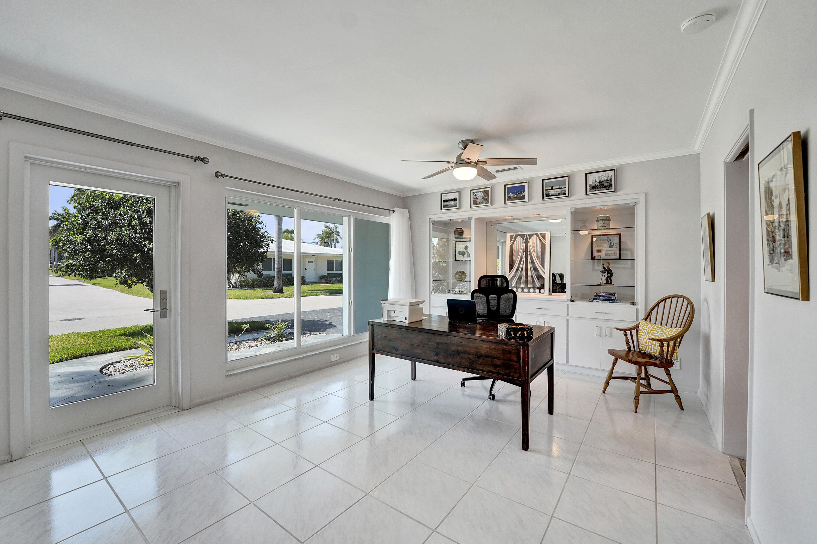 PALM YACHT & BEACH CLUB - Residential