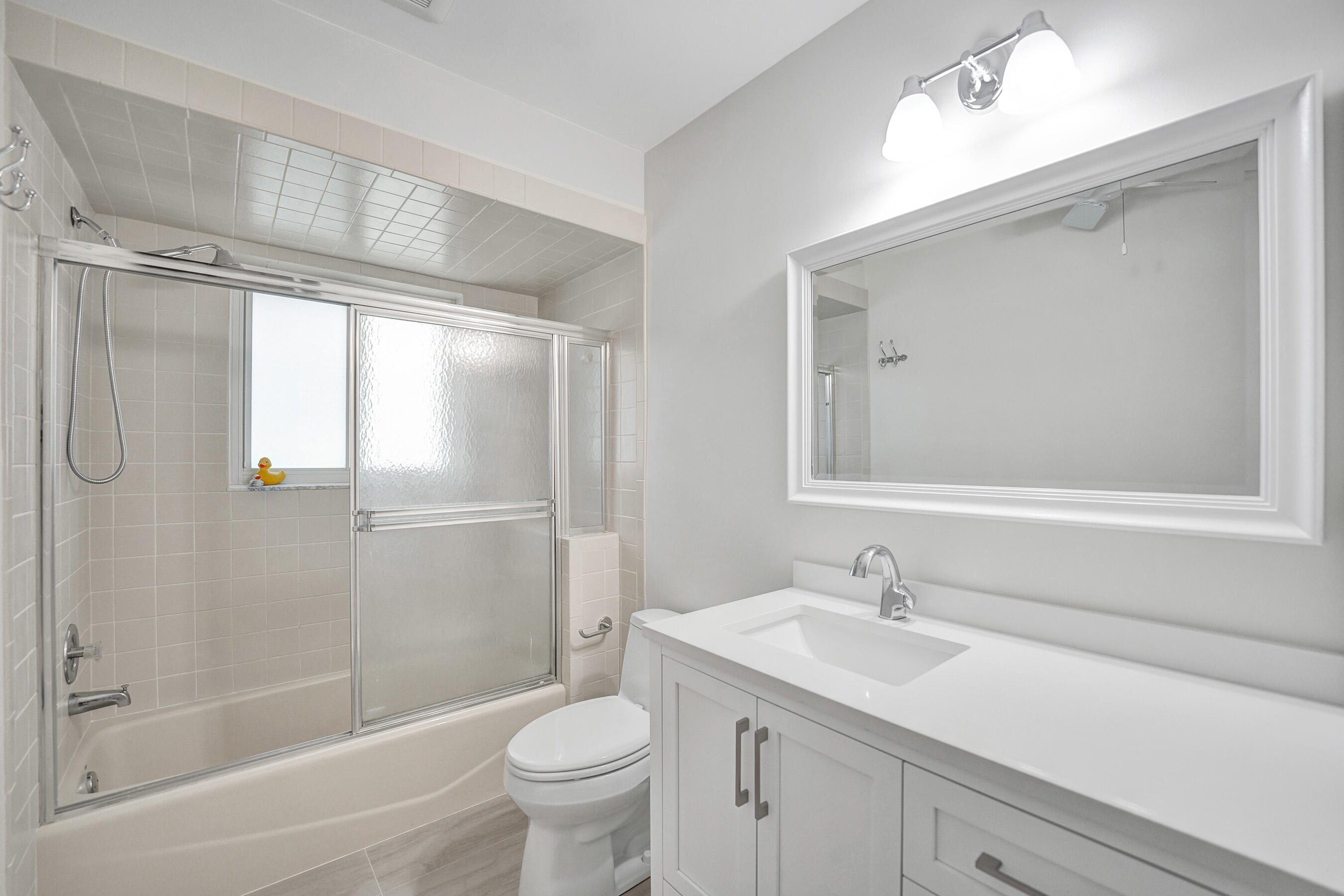 PALM YACHT & BEACH CLUB - Residential