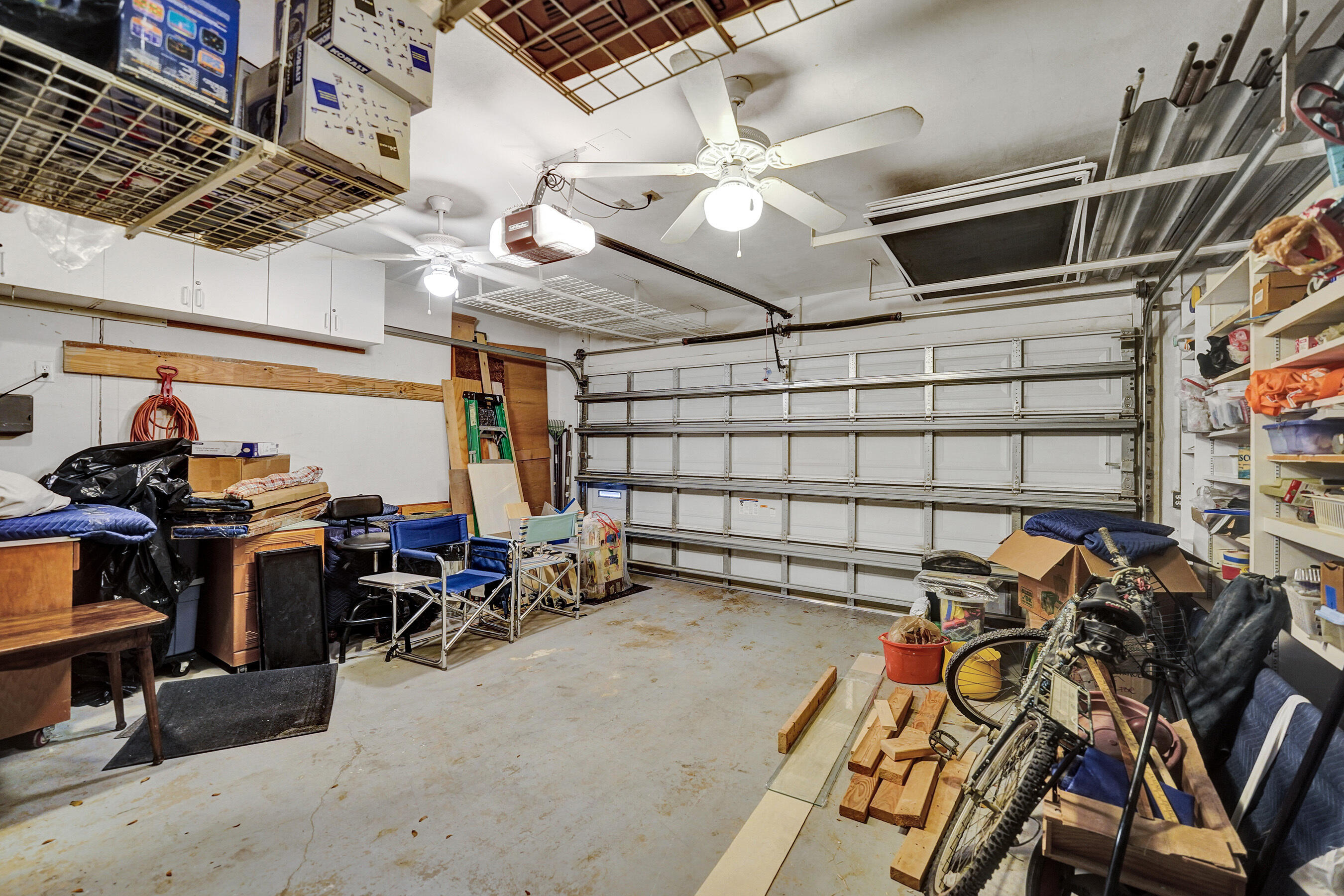 PALM YACHT & BEACH CLUB - Residential