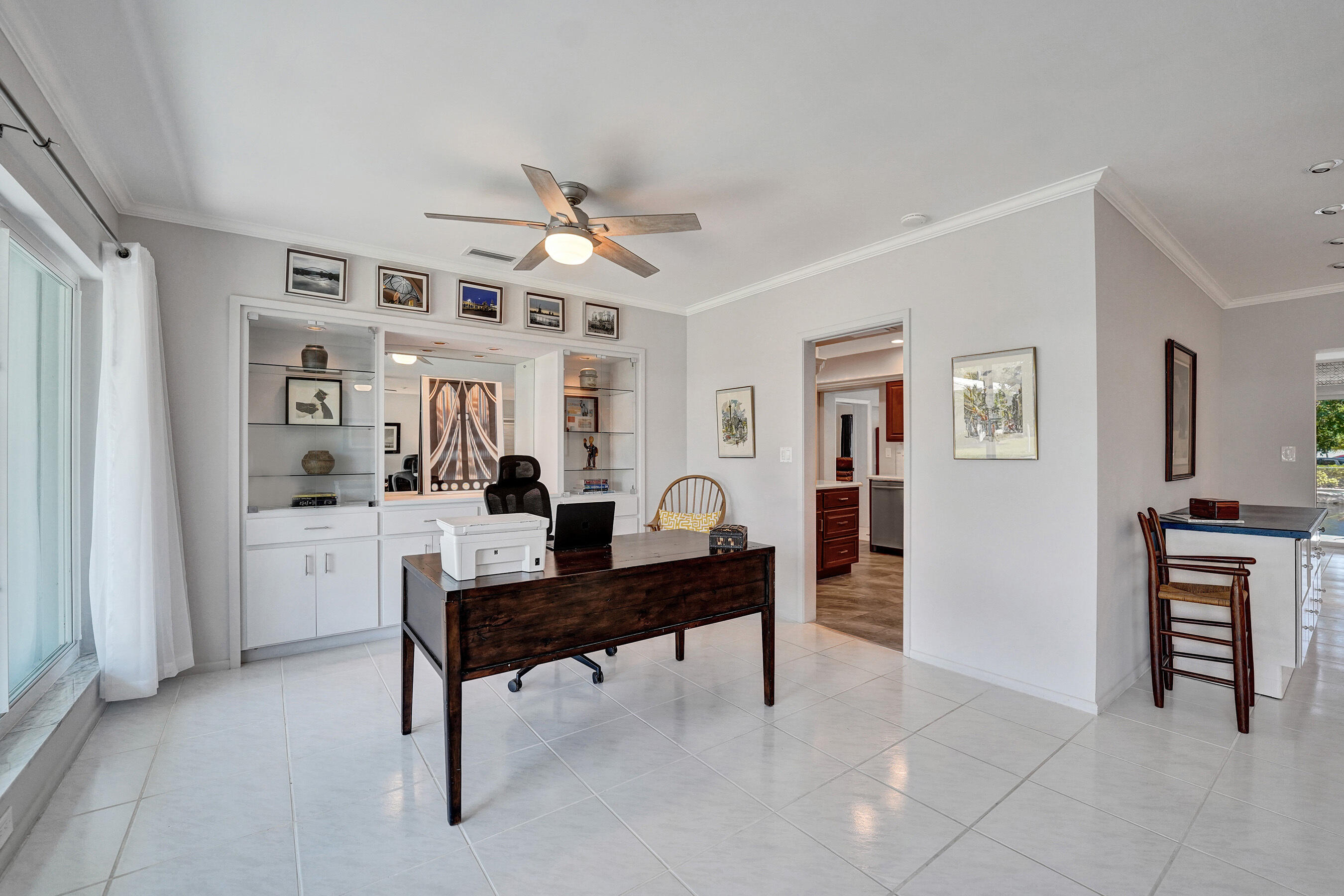 PALM YACHT & BEACH CLUB - Residential