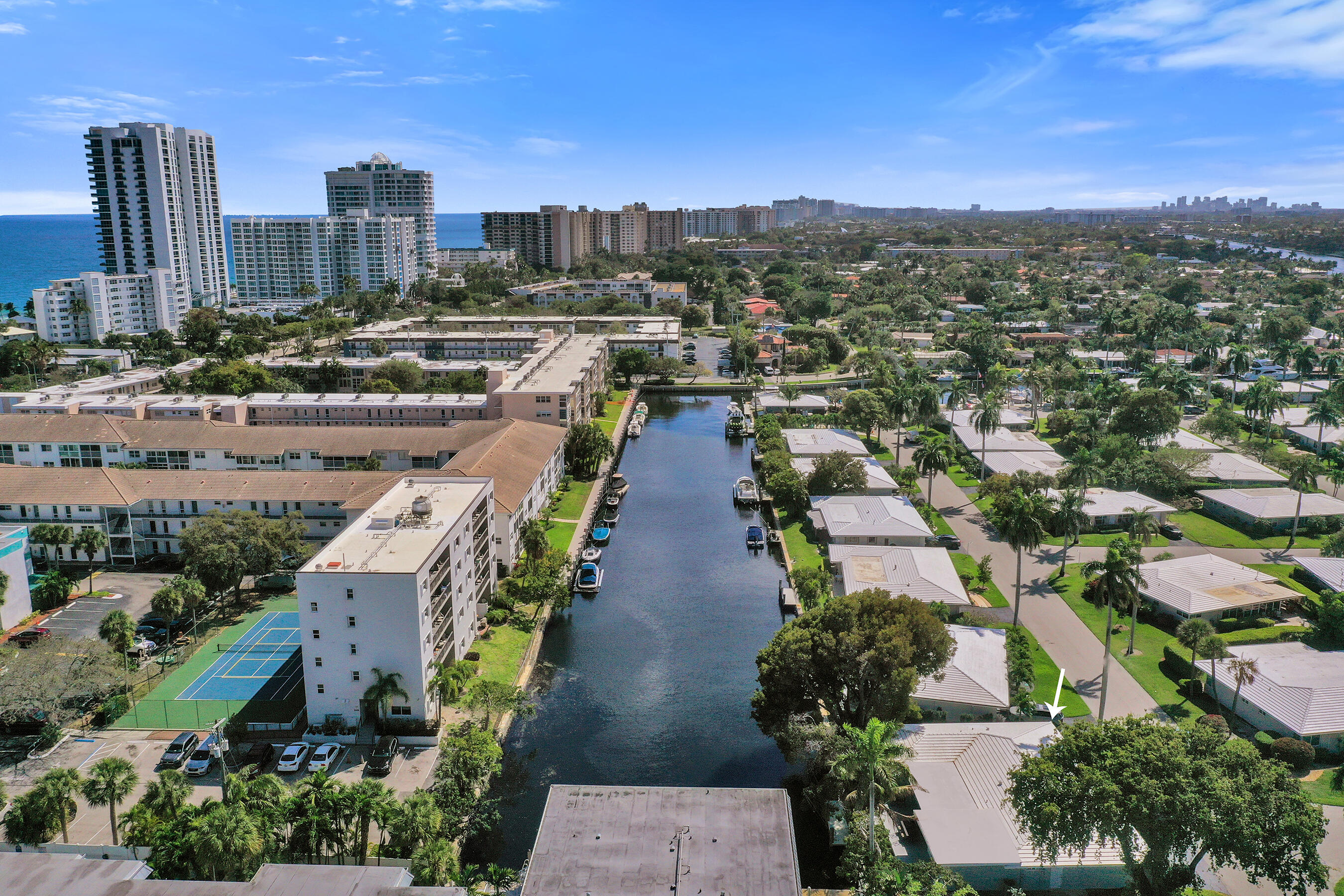 PALM YACHT & BEACH CLUB - Residential