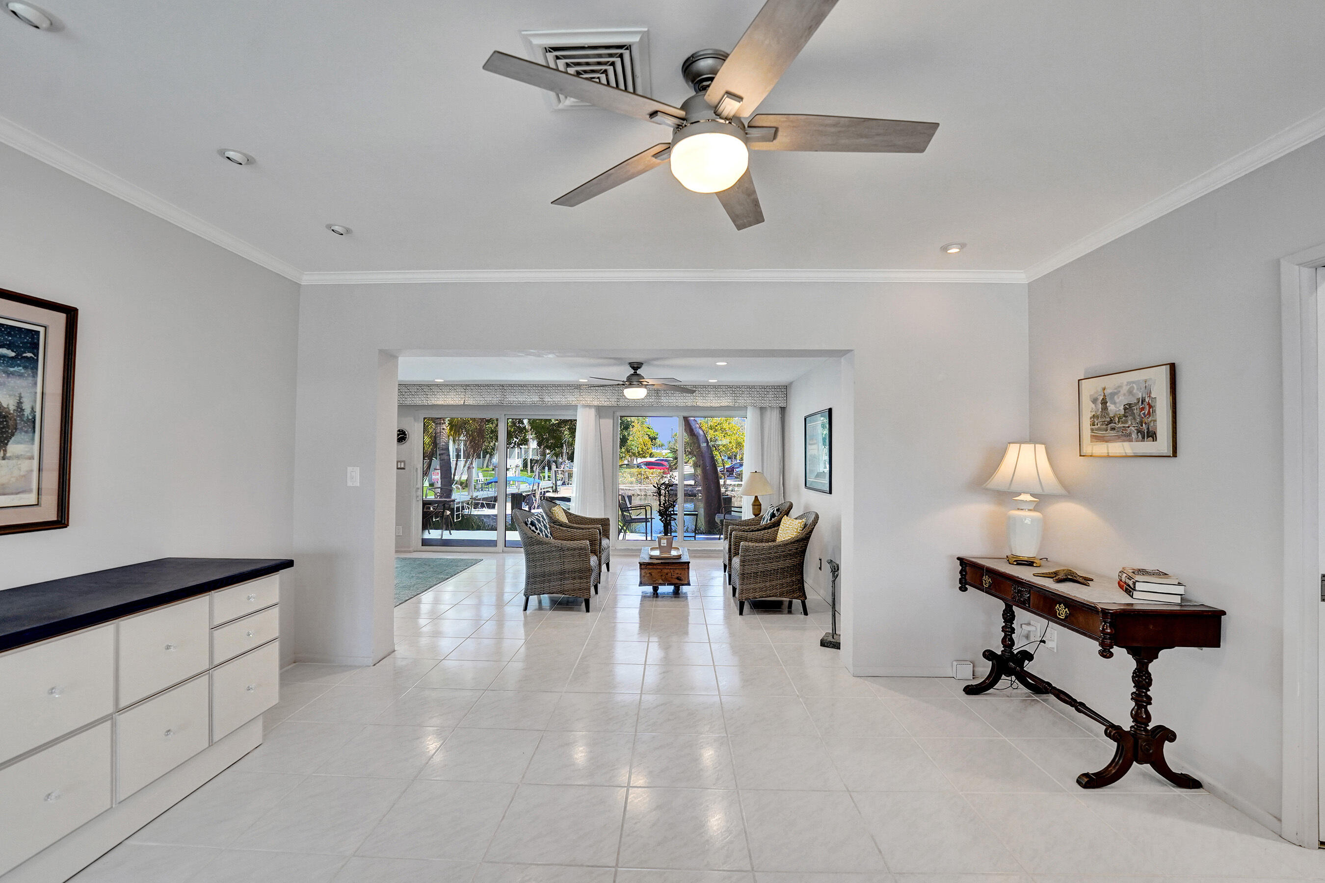 PALM YACHT & BEACH CLUB - Residential