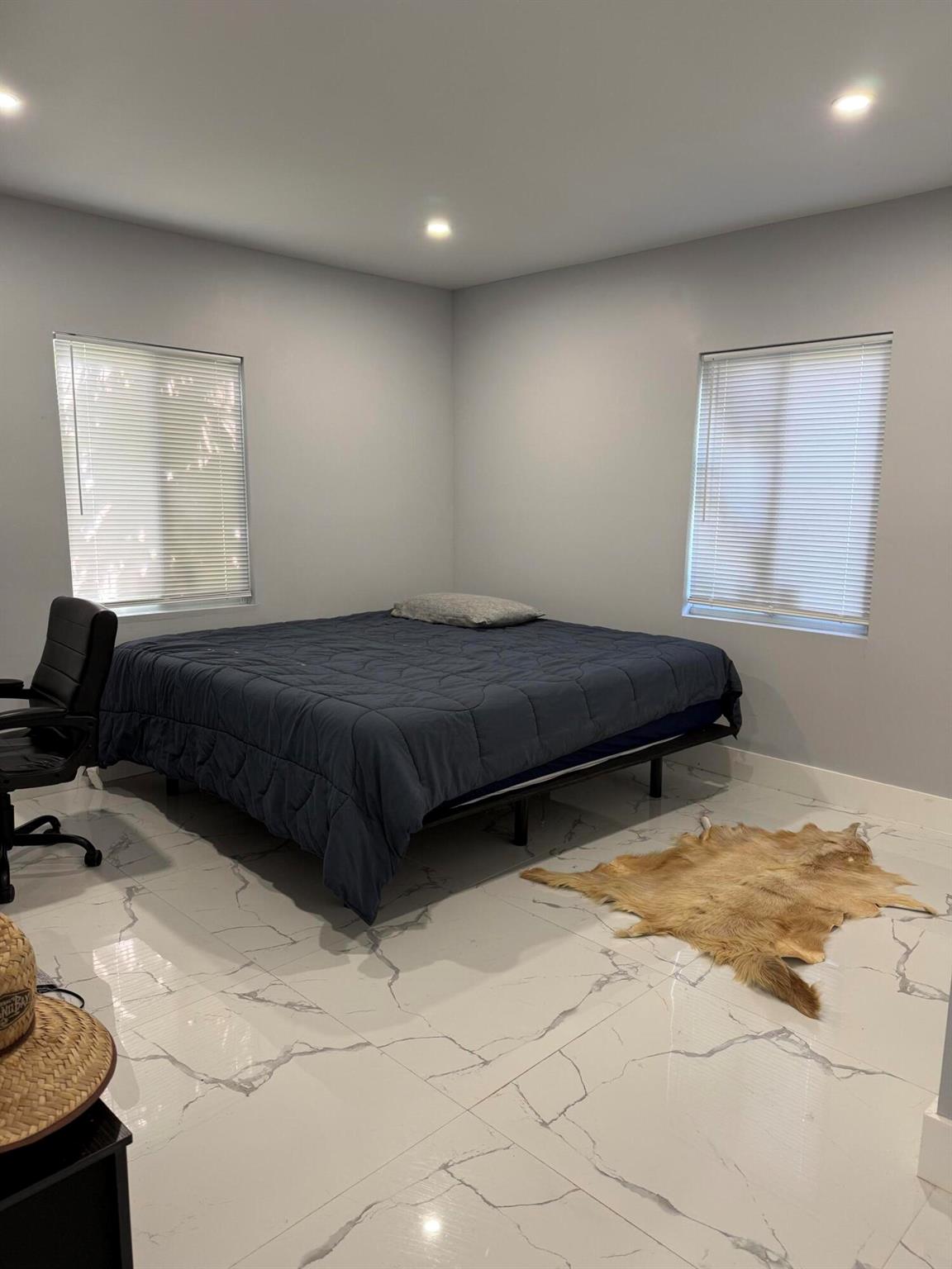 NORTH SHORE HEIGHTS - Residential