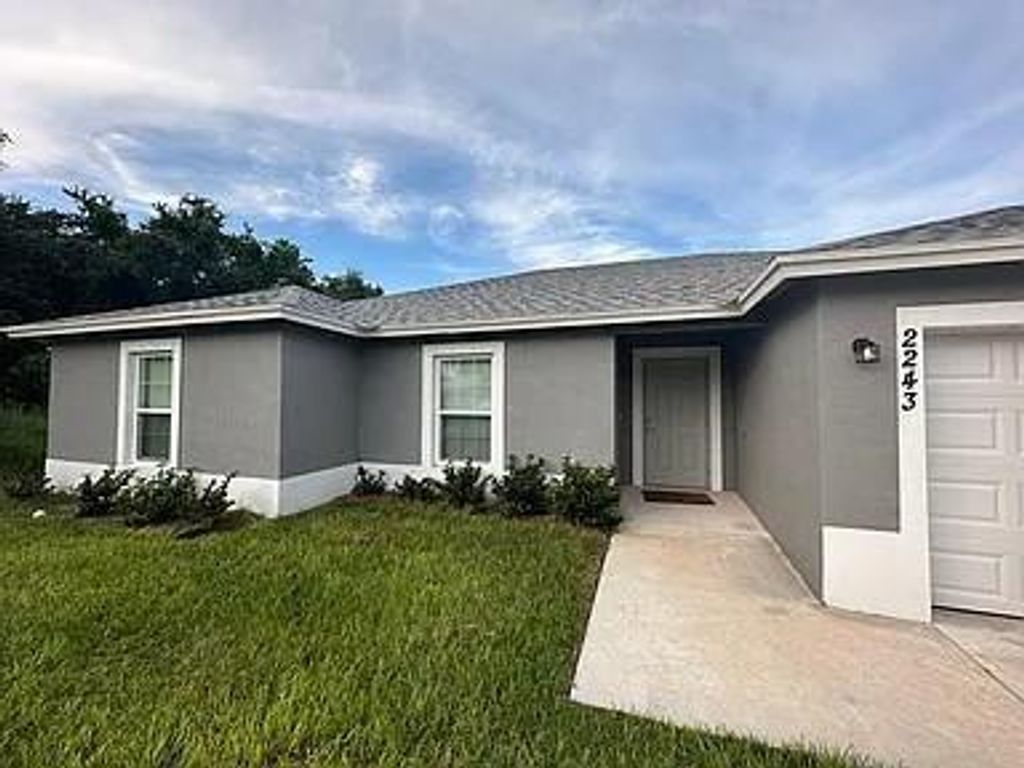 Photo of 2243 SE Seafury Lane #2243, Port Saint Lucie, FL 34952 (MLS # F10427296)