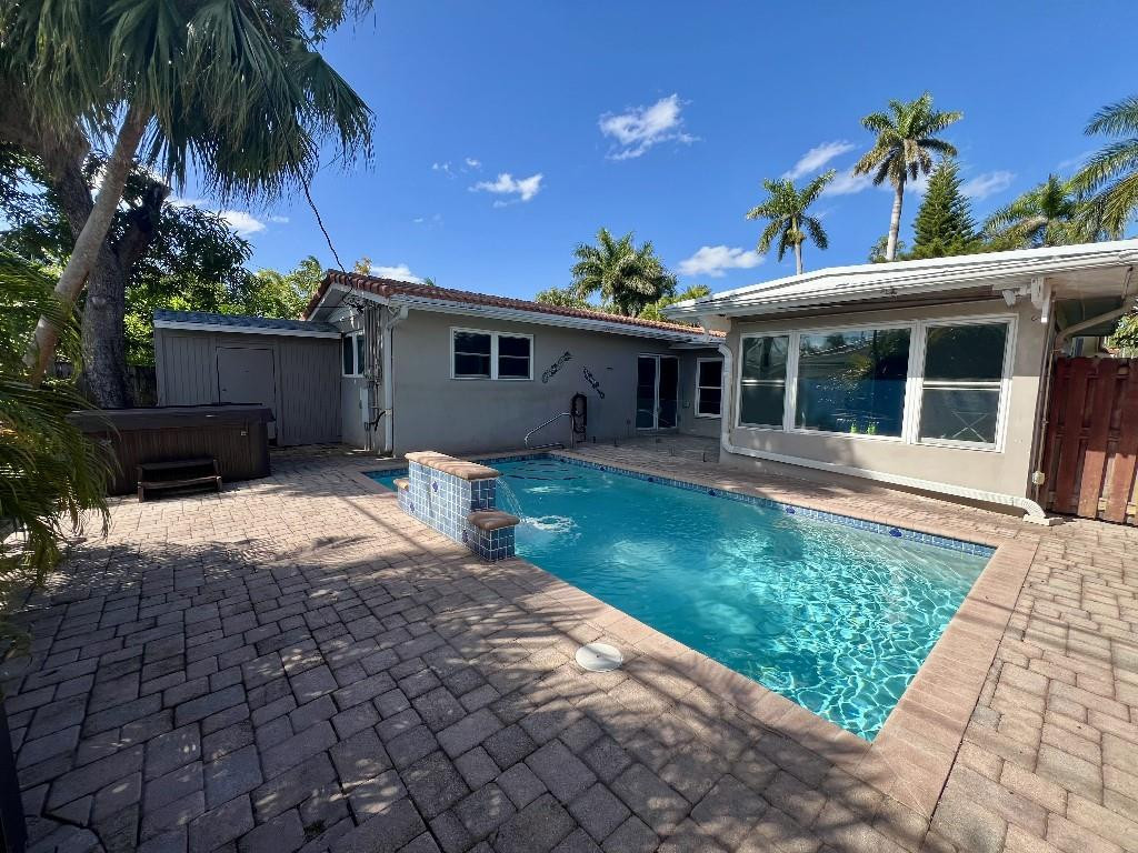 Hollywood Lakes Sec 1-32 - Residential