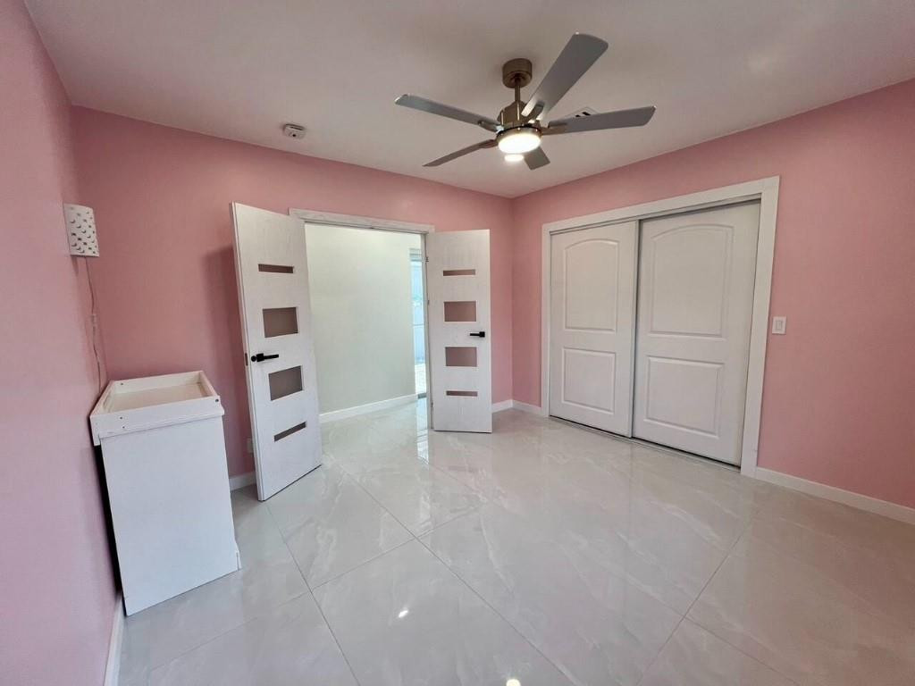 Hollywood Lakes Sec 1-32 - Residential