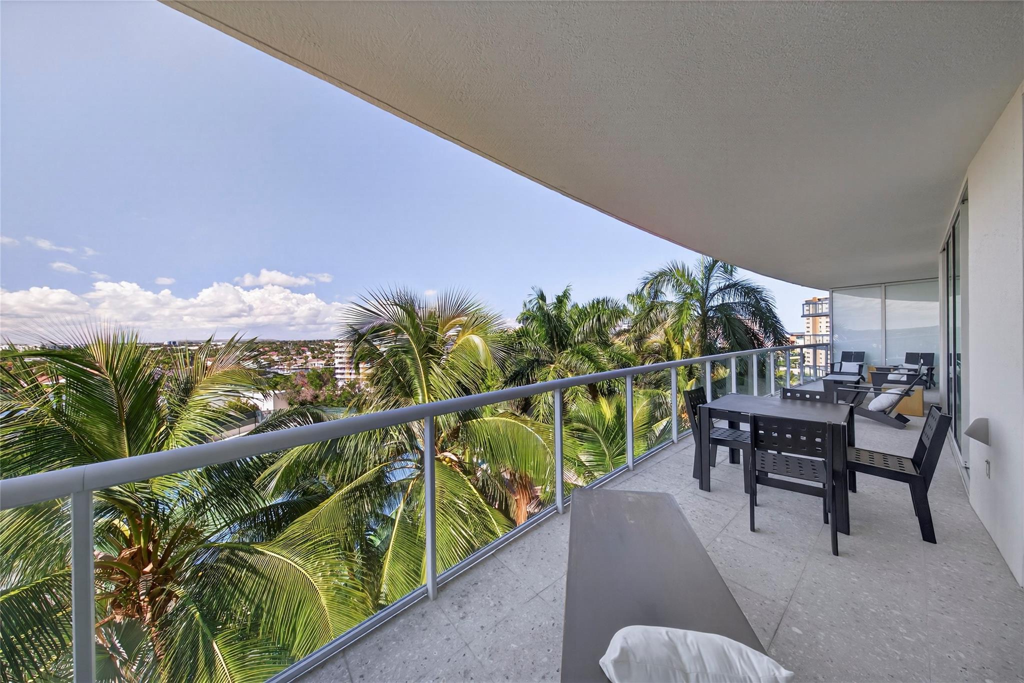 Plaza at Oceanside - Residential