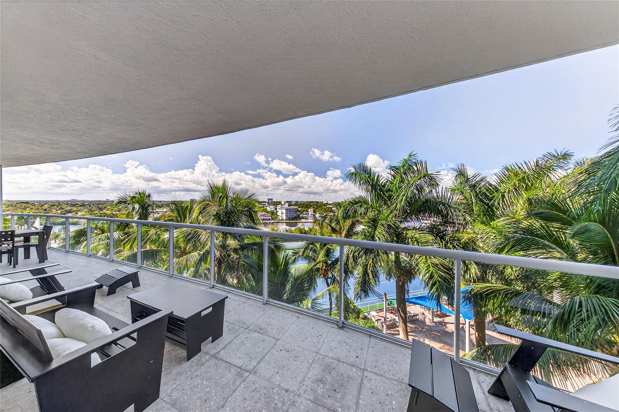 Plaza at Oceanside - Residential