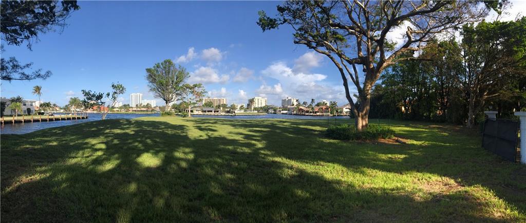 BAY COLONY SEC OF THE LAN - Residential