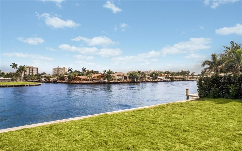 BAY COLONY SEC OF THE LAN - Residential