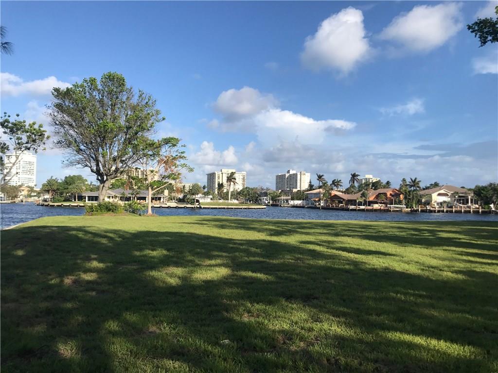 BAY COLONY SEC OF THE LAN - Residential