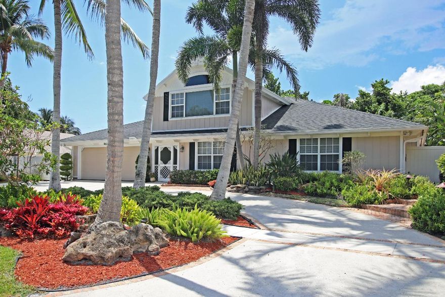 Outstanding 4BR+Loft/3Bth/2-Car Garage home close to the beaches, shopping & restaurants.  Interior features include a spacious great room with volume ceiling & wet-bar, a chef's kitchen with granite countertops, custom cabinetry, large prep island and stainless steel appliances, a large master suite with walk-in closets & elegant bathroom, 3 guest bedrooms and a 2nd floor loft/recreation room.  Exterior features include lush tropical landscaping, circular driveway, covered patio w/ tongue & groove wood ceiling, private backyard with heated pool & spa, putting green, fire-pit, deck and concrete pad on the side of the home for boat or trailer storage.  This home truly is a must see and the new owners will be lucky to call this place home!!!