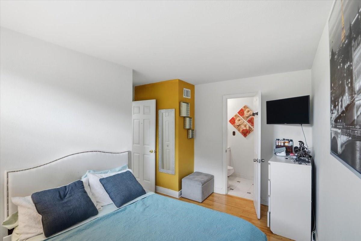 DEL RIO VILLAGE - Residential