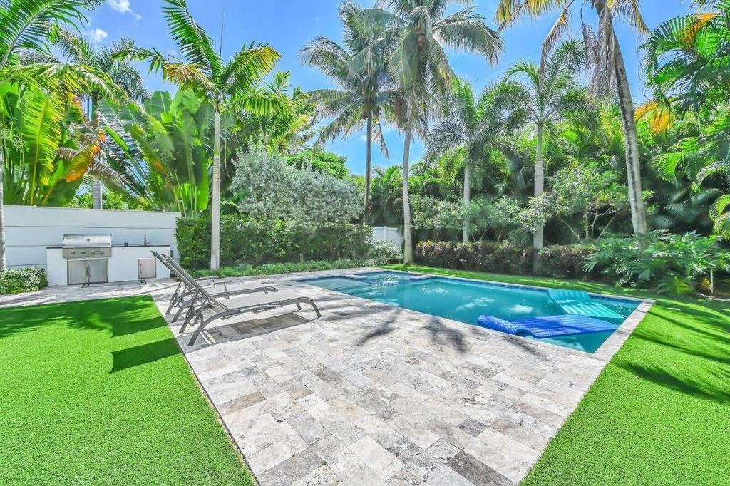 Photo of 904 Bond Way, Delray Beach, FL 33483 (MLS # R11033384)