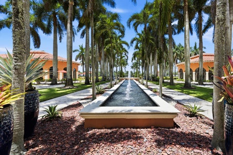 Tiny photo for 9857 VIA GRANDE W, Wellington, FL 33411 (MLS # B26054643)