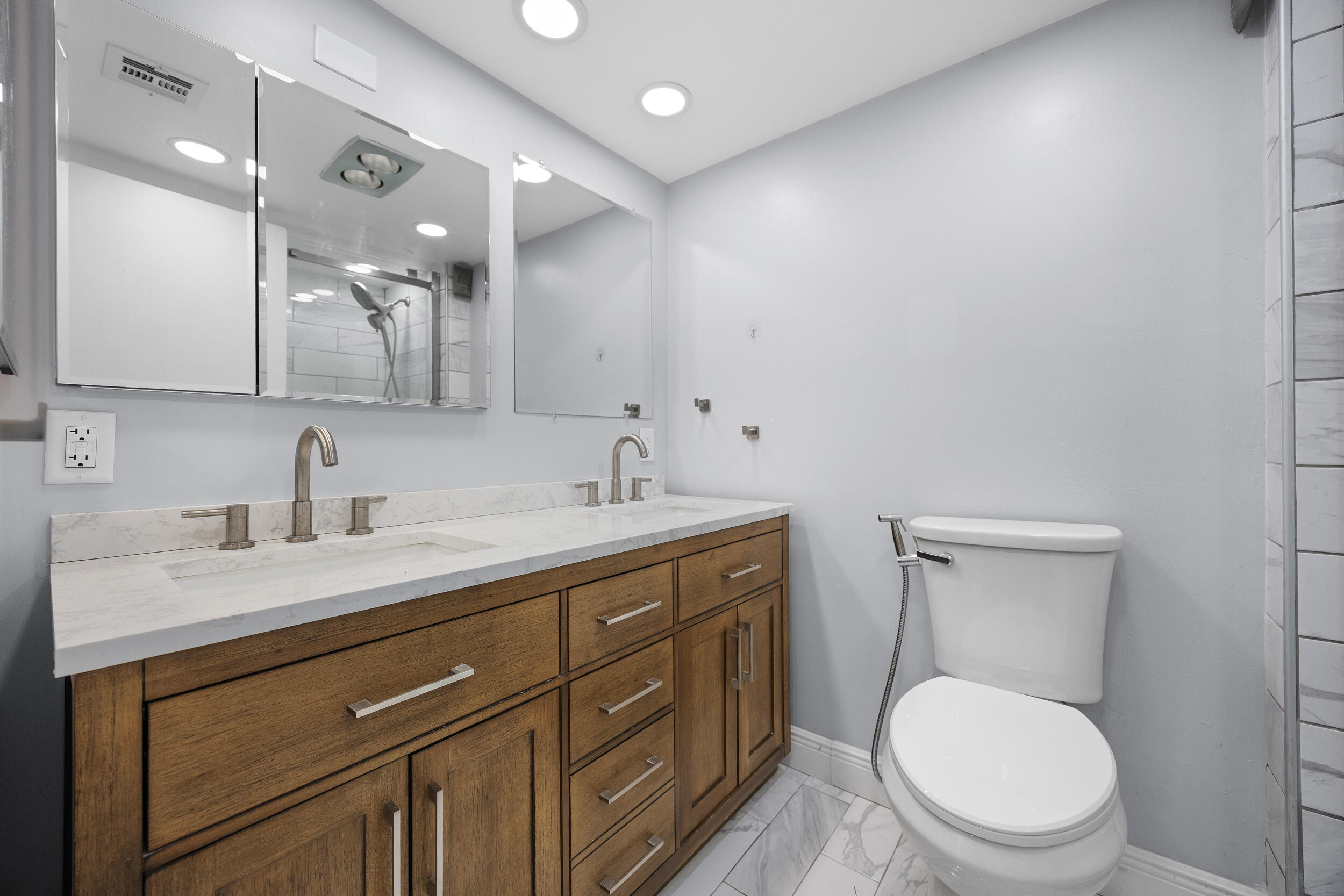 SANDALFOOT SOUTH THREE CONDO - Residential