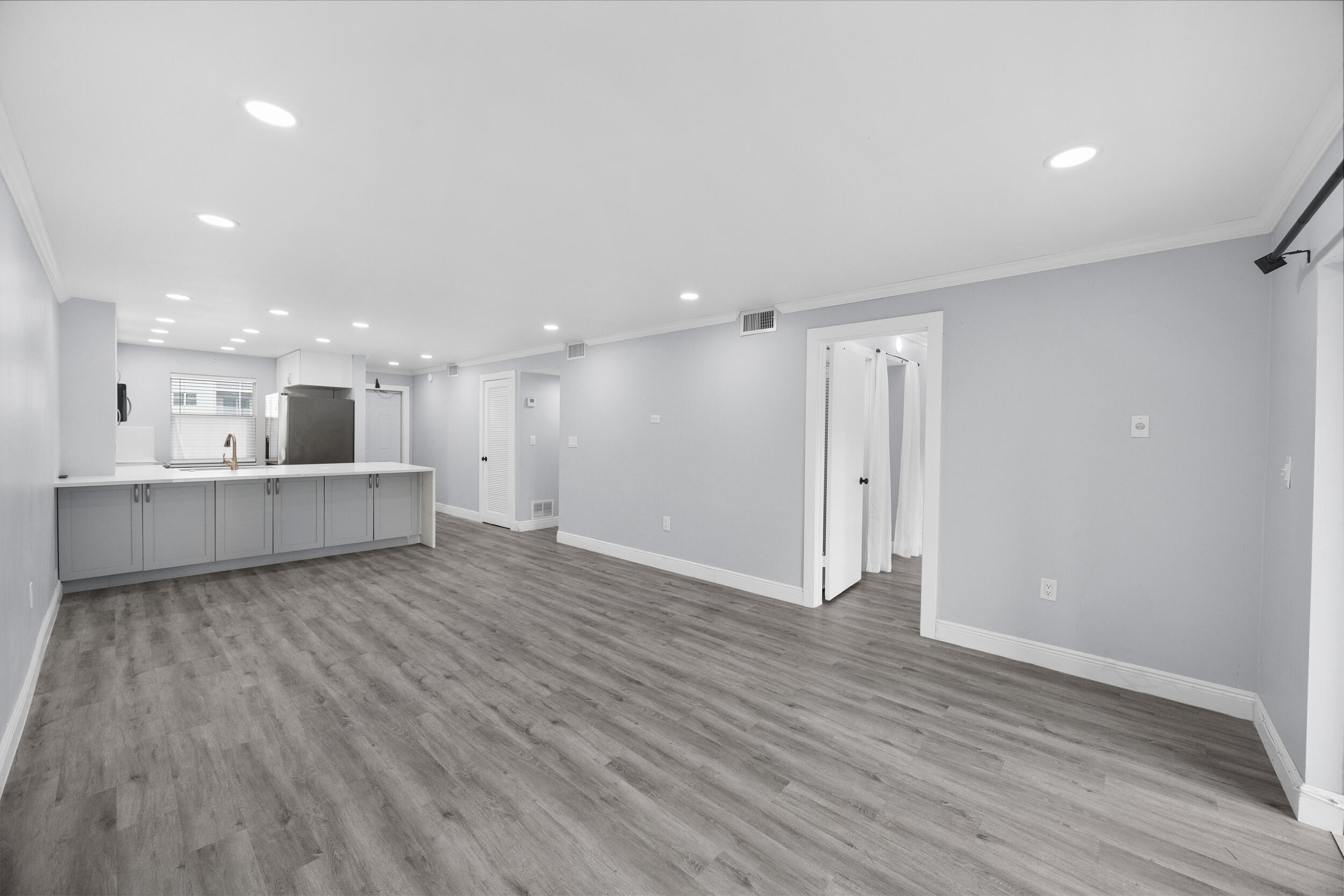 SANDALFOOT SOUTH THREE CONDO - Residential