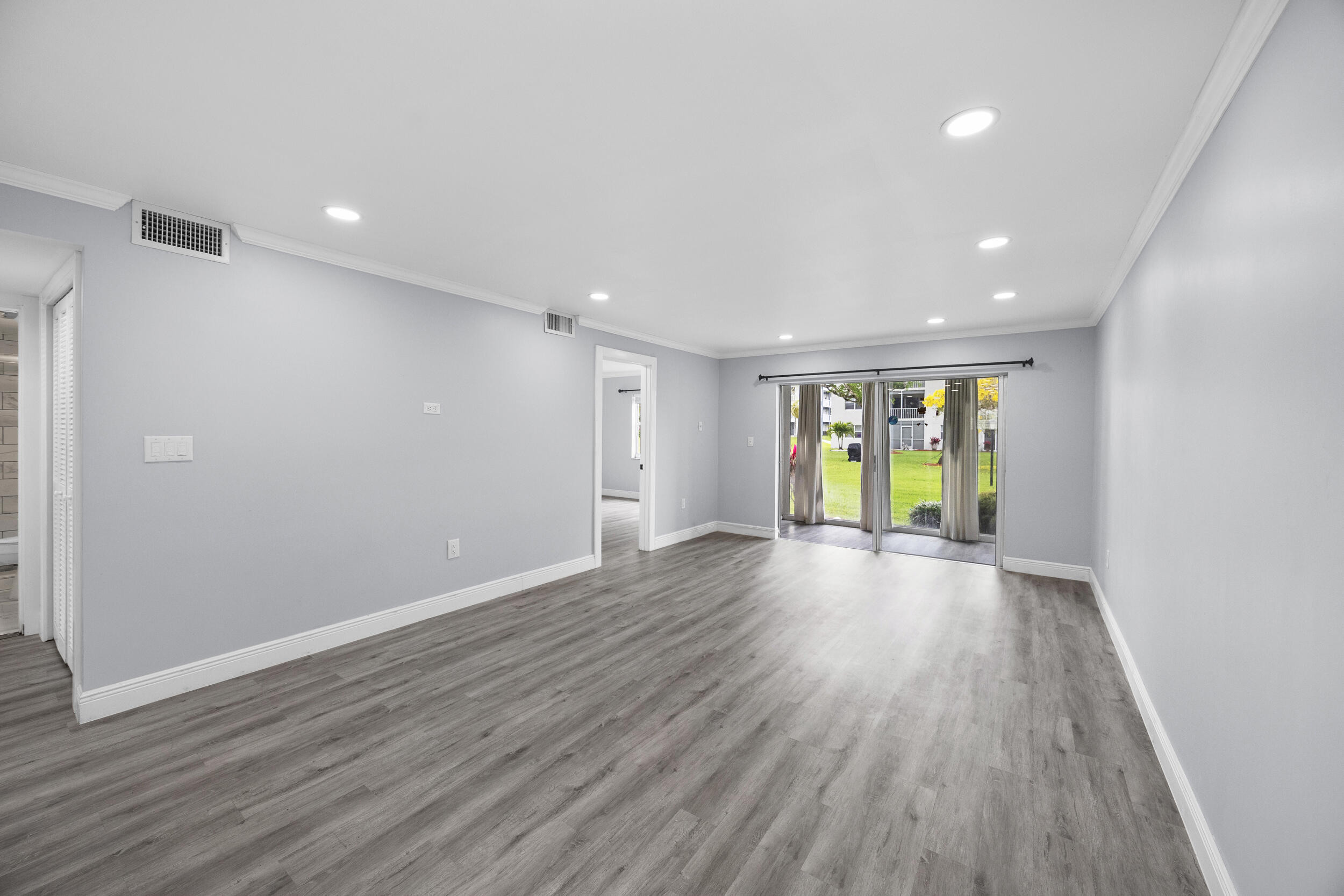 SANDALFOOT SOUTH THREE CONDO - Residential