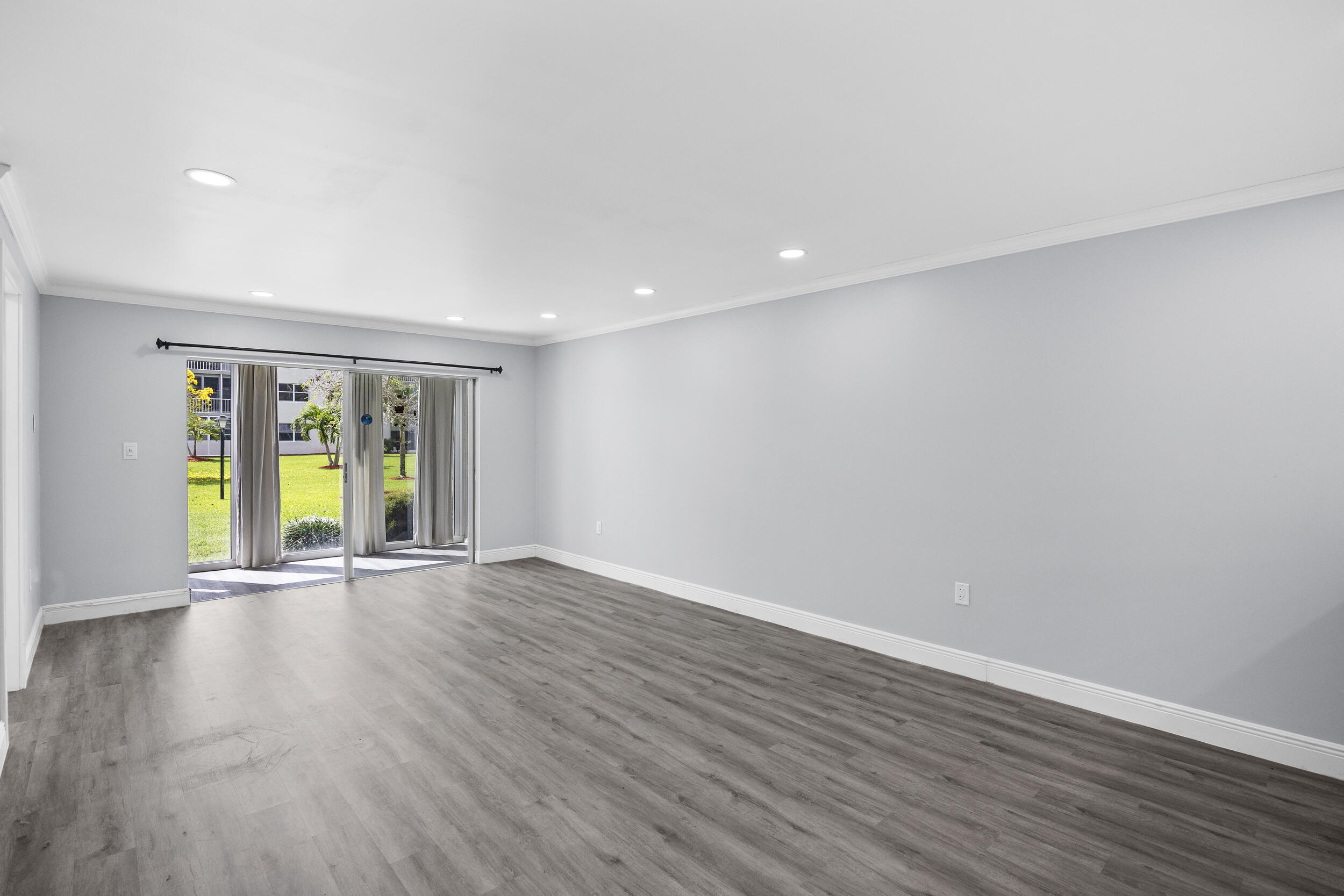 SANDALFOOT SOUTH THREE CONDO - Residential