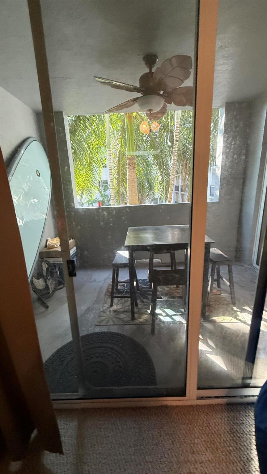 VIZCAYA LAKES CONDO - Residential Lease