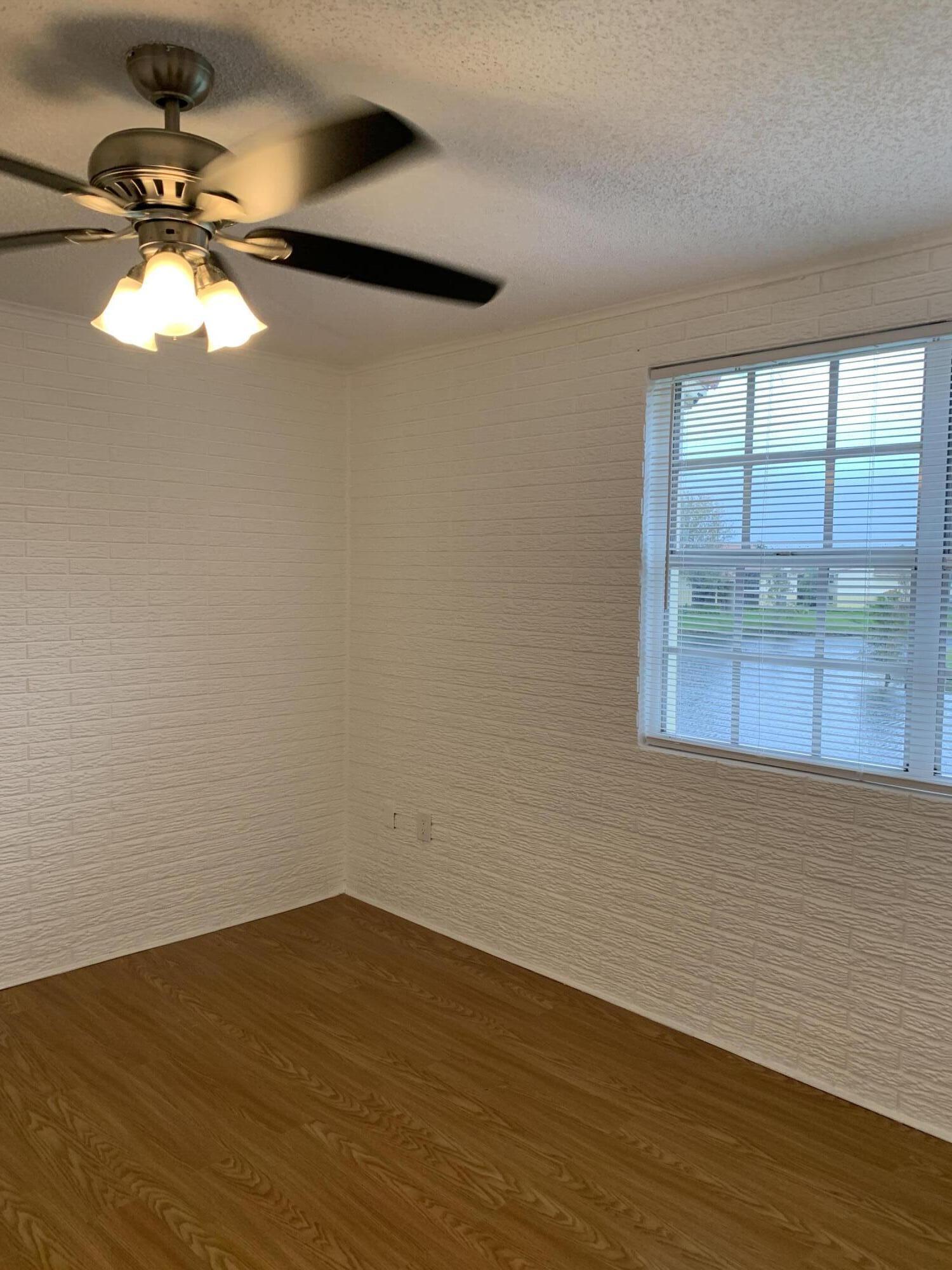 ROYAL POINCIANA CONDO - Residential Lease