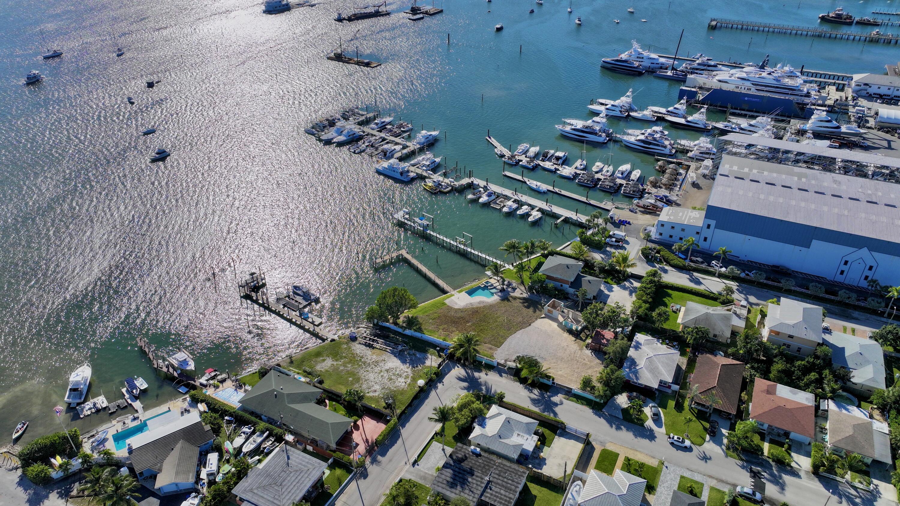 LAKEVIEW PARK 2ND ADD IN - Residential