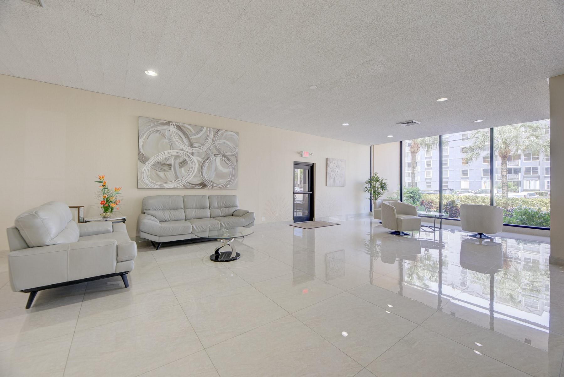 GOLDEN HORN - Residential